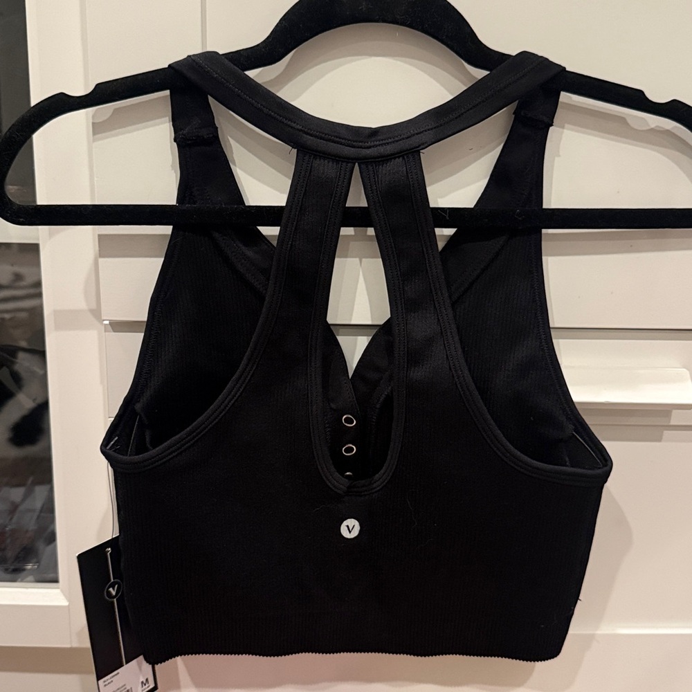 Seamless Tank - Picture 3 of 3